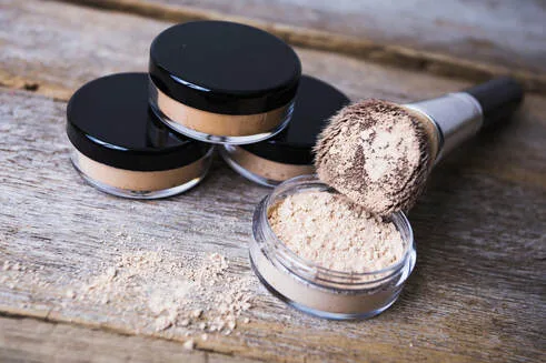 natural foundation for oily skin long lasting makeup for acne prone skin mattify cosmetics bismuth-free mica-free face powder that absorbs oil all day 