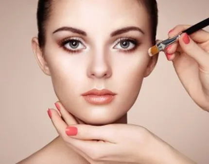 makeup artist tips how to apply concealer under eyes mattify cosmetics non greasy mineral concealer for oily skin and acne prone skin 