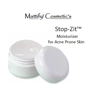 natural moisturizer for oily skin products for men with acne light weight hydrating lotion that absorbs fast and prevents breakouts and blackheads while healing existing acne fast with essential oils and aloe vera by Mattify cosmetics 